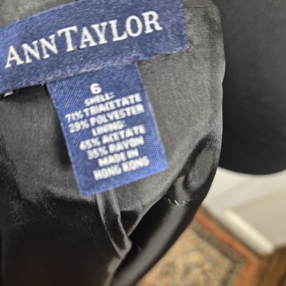 Ann Taylor Wrinkle Resistant Structured Blazer 6 … - image 7